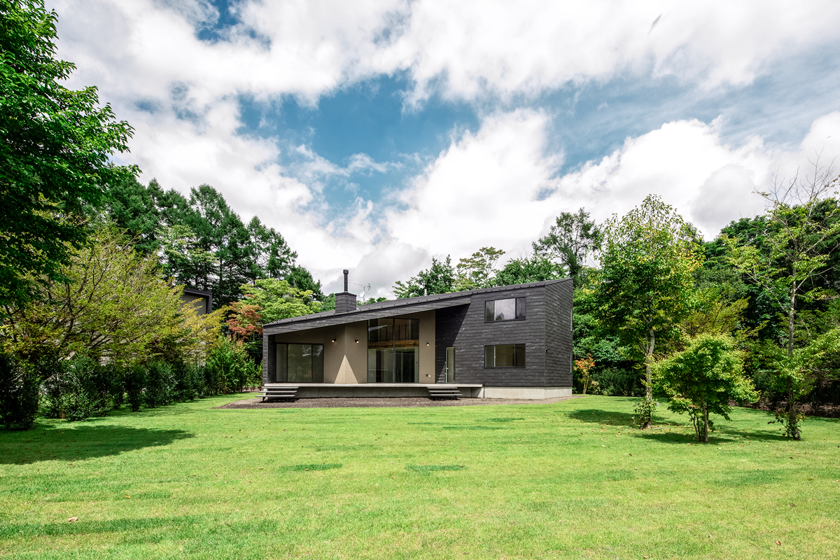 FEEL℃ Corporate Hero